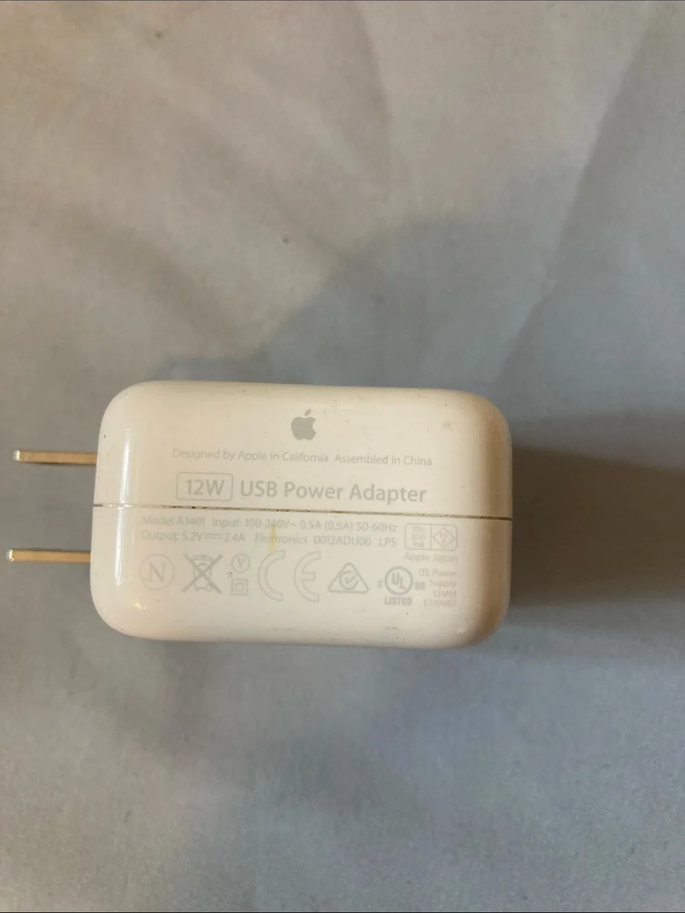 Apple 12W White USB Power Adapter